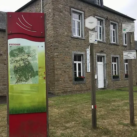 Petite Maison à La Campagne Casa de Férias *
